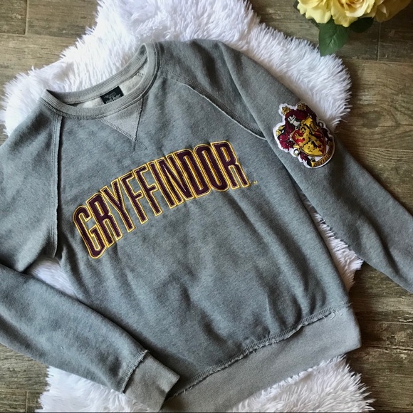 Sweaters - Harry Potter Gryffindor Vintage CrewNeck Sweater